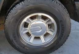 2005 Hummer H2 - Image 58