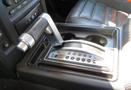 2005 Hummer H2 - Image 39