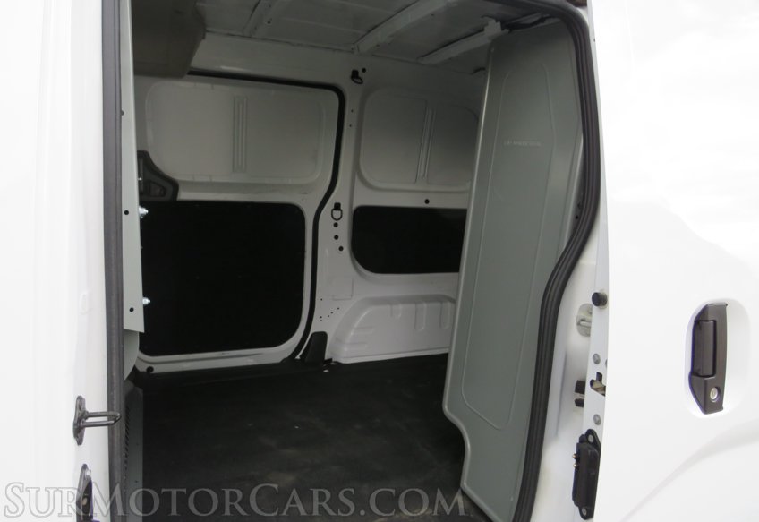 2021 Nissan NV200 Compact Cargo - Image 22
