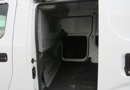 2021 Nissan NV200 Compact Cargo - Image 19
