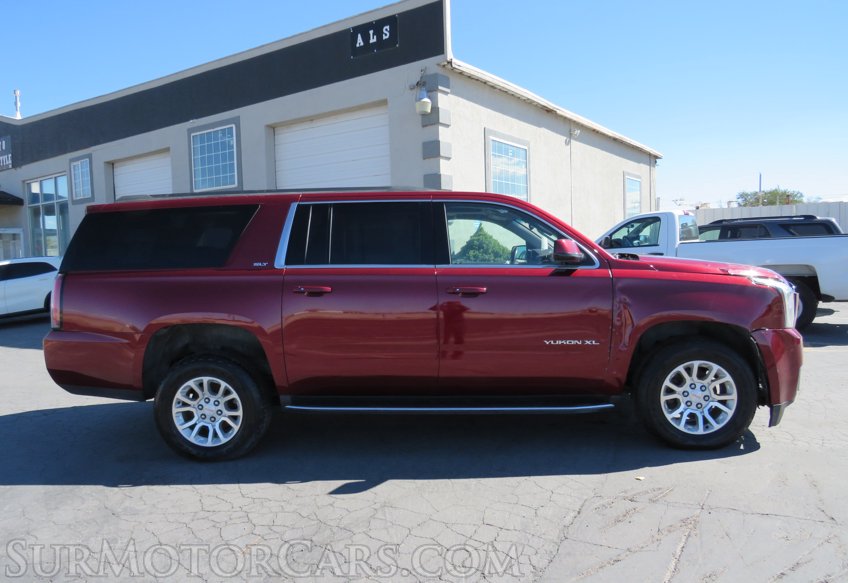 2017 GMC Yukon XL - Image 10