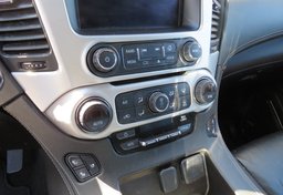 2017 GMC Yukon XL - Image 38