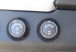 2017 GMC Yukon XL - Image 44