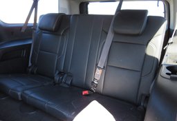 2017 GMC Yukon XL - Image 29