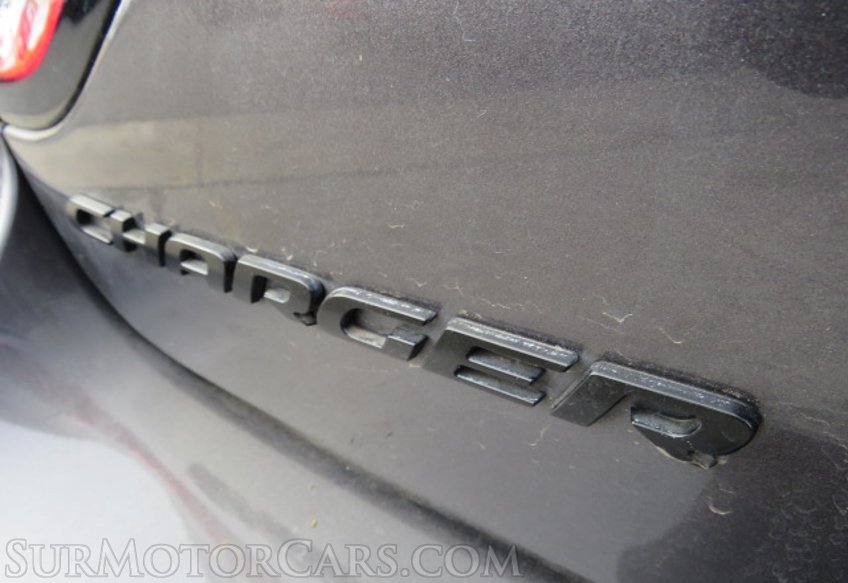 2019 Dodge Charger - Image 17