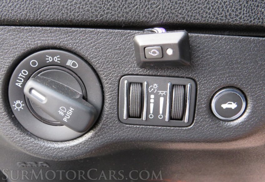 2019 Dodge Charger - Image 35