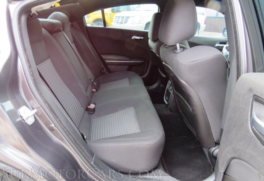 2019 Dodge Charger - Image 27