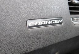 2019 Dodge Charger - Image 40