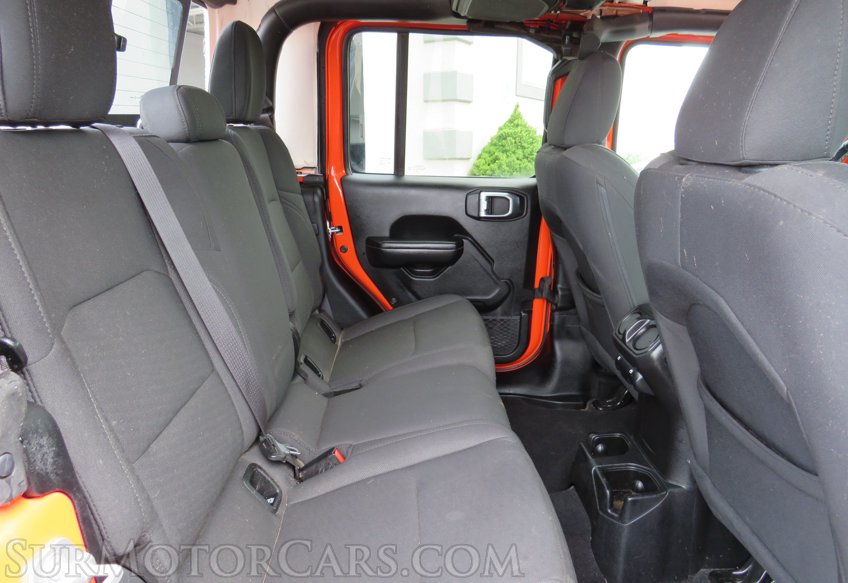 2020 Jeep Gladiator - Image 28