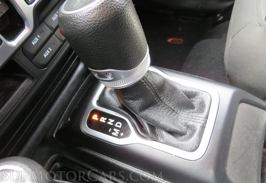 2020 Jeep Gladiator - Image 38