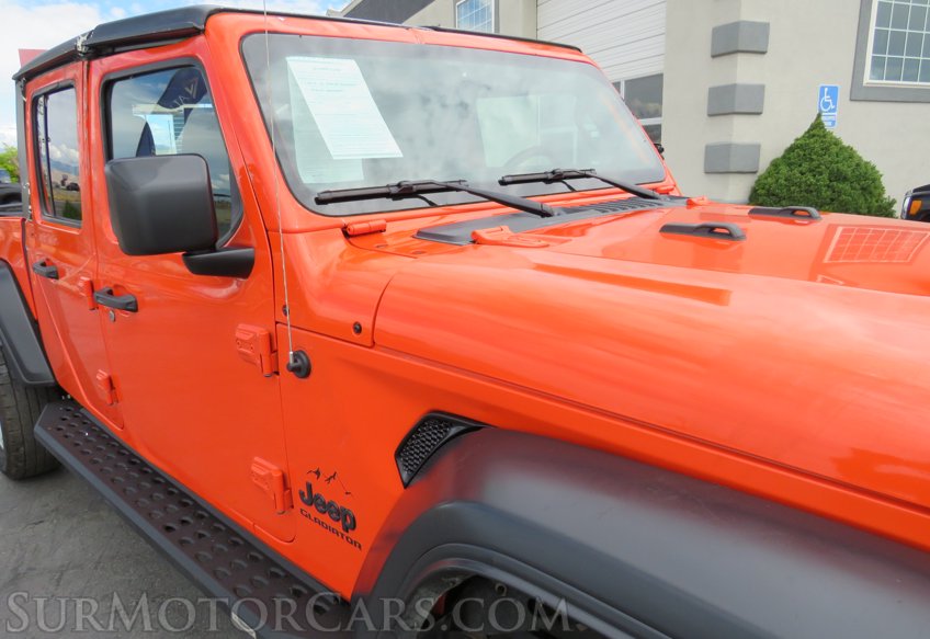 2020 Jeep Gladiator - Image 11