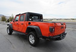 2020 Jeep Gladiator - Image 8