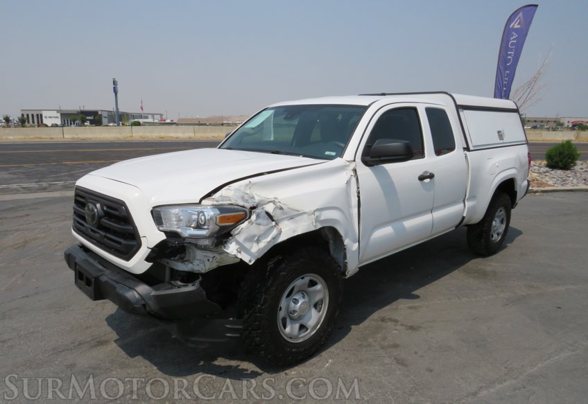 2018 Toyota Tacoma - Image 4