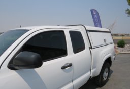 2018 Toyota Tacoma - Image 12