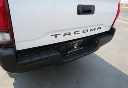 2018 Toyota Tacoma - Image 20