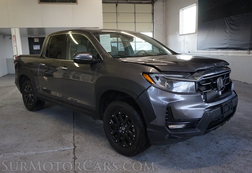 2022 Honda Ridgeline - Image 3