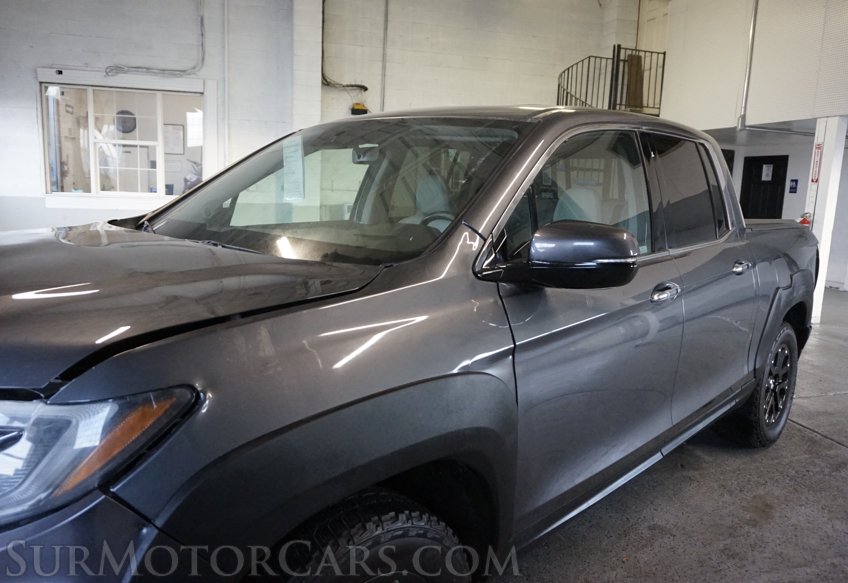 2022 Honda Ridgeline - Image 17