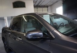 2022 Honda Ridgeline - Image 14