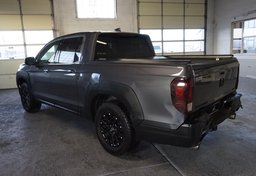 2022 Honda Ridgeline - Image 5