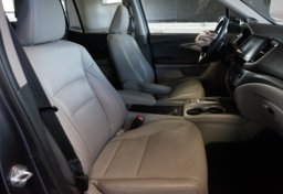 2022 Honda Ridgeline - Image 26