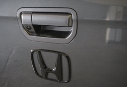 2022 Honda Ridgeline - Image 23