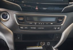 2022 Honda Ridgeline - Image 38