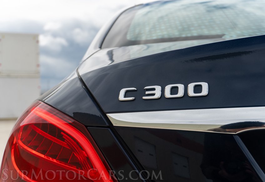 2018 Mercedes-Benz C-Class - Image 12