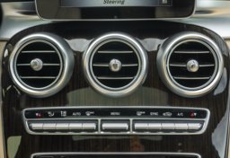 2018 Mercedes-Benz C-Class - Image 31