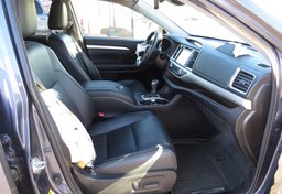 2018 Toyota Highlander - Image 31