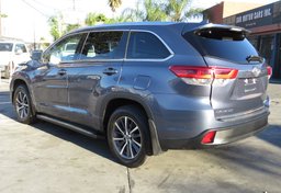 2018 Toyota Highlander - Image 8