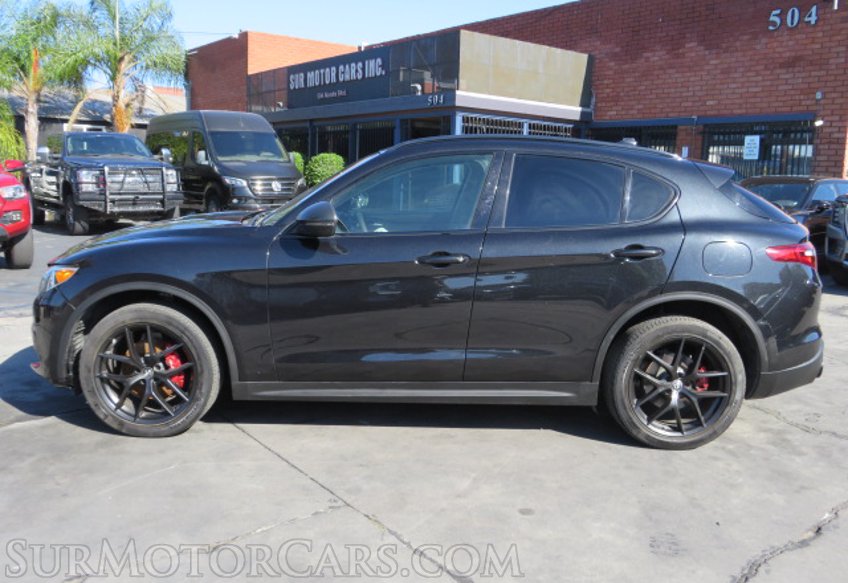 2019 Alfa Romeo Stelvio - Image 5