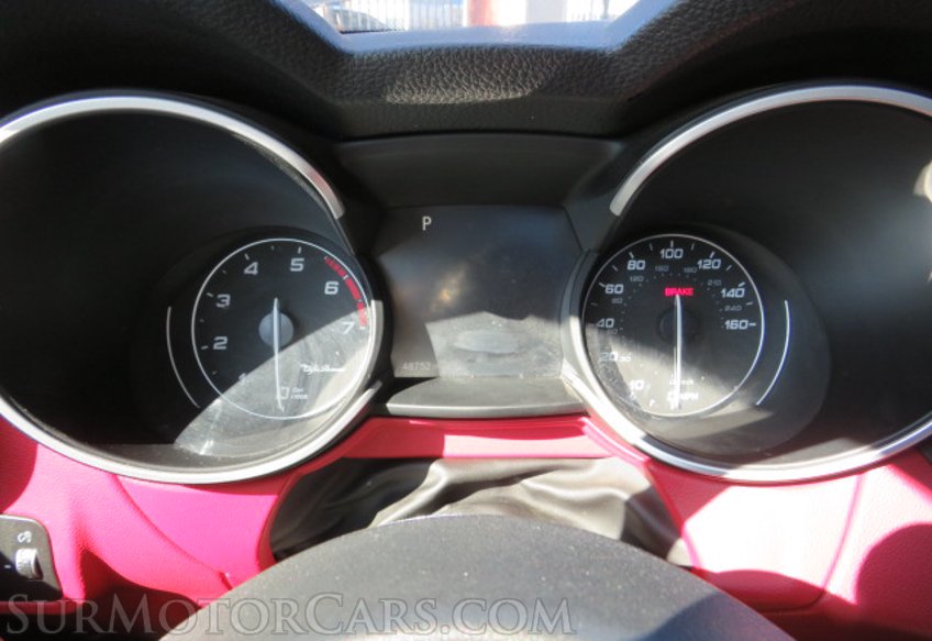 2019 Alfa Romeo Stelvio - Image 38