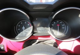 2019 Alfa Romeo Stelvio - Image 38