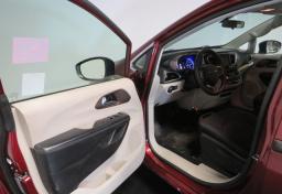Thumbnail of 2020 Chrysler Voyager