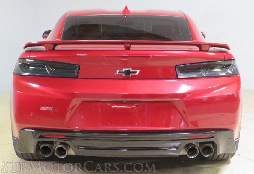 2016 Chevrolet Camaro - Image 11