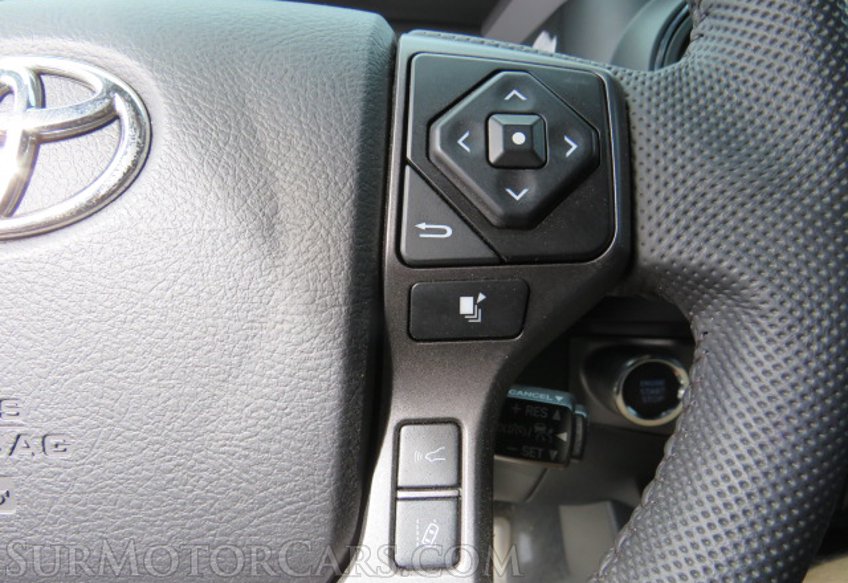 2022 Toyota Tacoma - Image 39