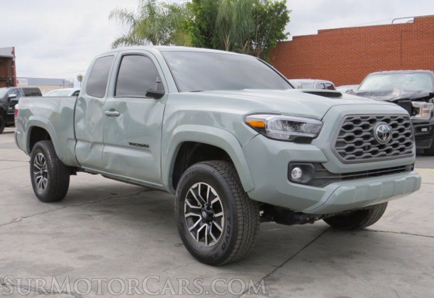 2022 Toyota Tacoma - Image 4