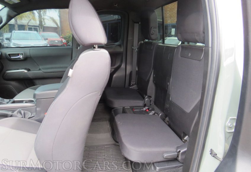 2022 Toyota Tacoma - Image 26