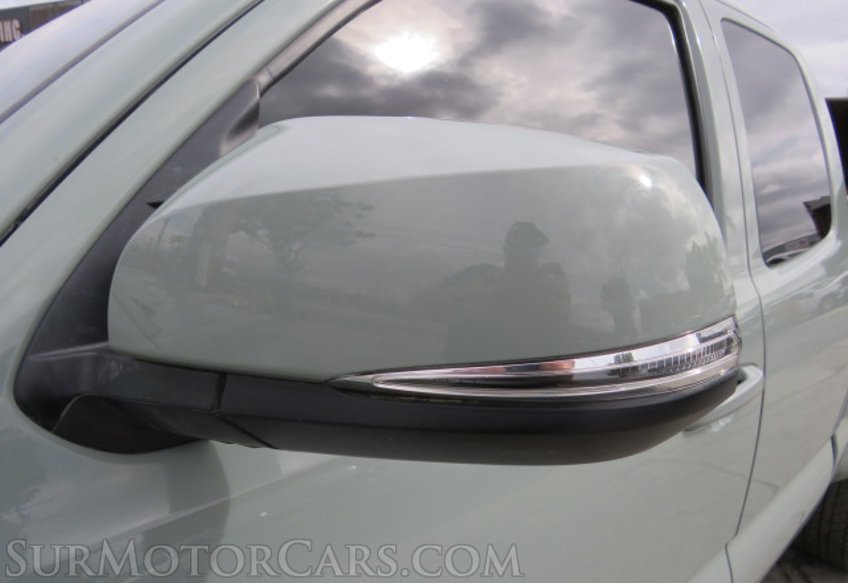 2022 Toyota Tacoma - Image 19