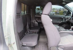 2022 Toyota Tacoma - Image 27