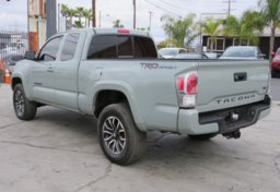 2022 Toyota Tacoma - Image 9