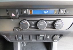 2022 Toyota Tacoma - Image 34