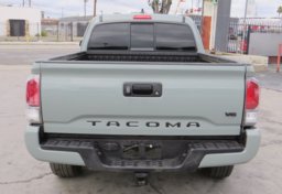 2022 Toyota Tacoma - Image 12