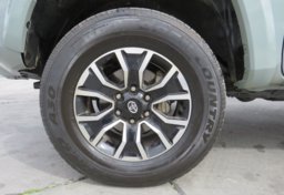 2022 Toyota Tacoma - Image 20