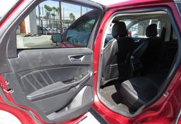 2018 Ford Edge - Image 24