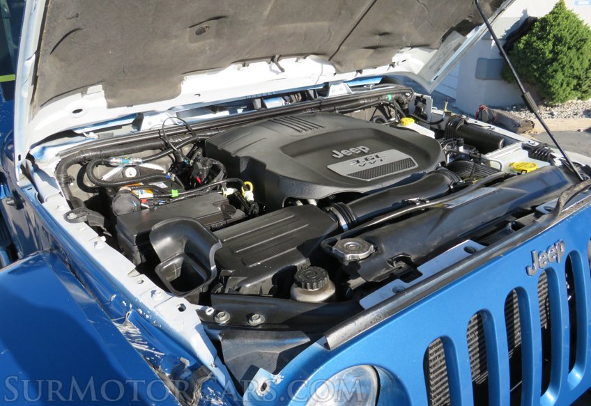 2012 Jeep Wrangler Unlimited - Image 40