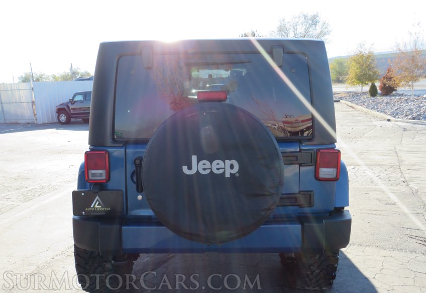 2012 Jeep Wrangler Unlimited - Image 11