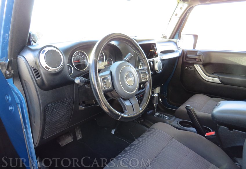 2012 Jeep Wrangler Unlimited - Image 18