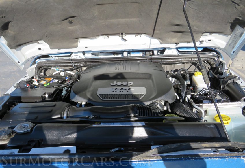 2012 Jeep Wrangler Unlimited - Image 41