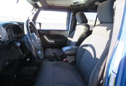 2012 Jeep Wrangler Unlimited - Image 19